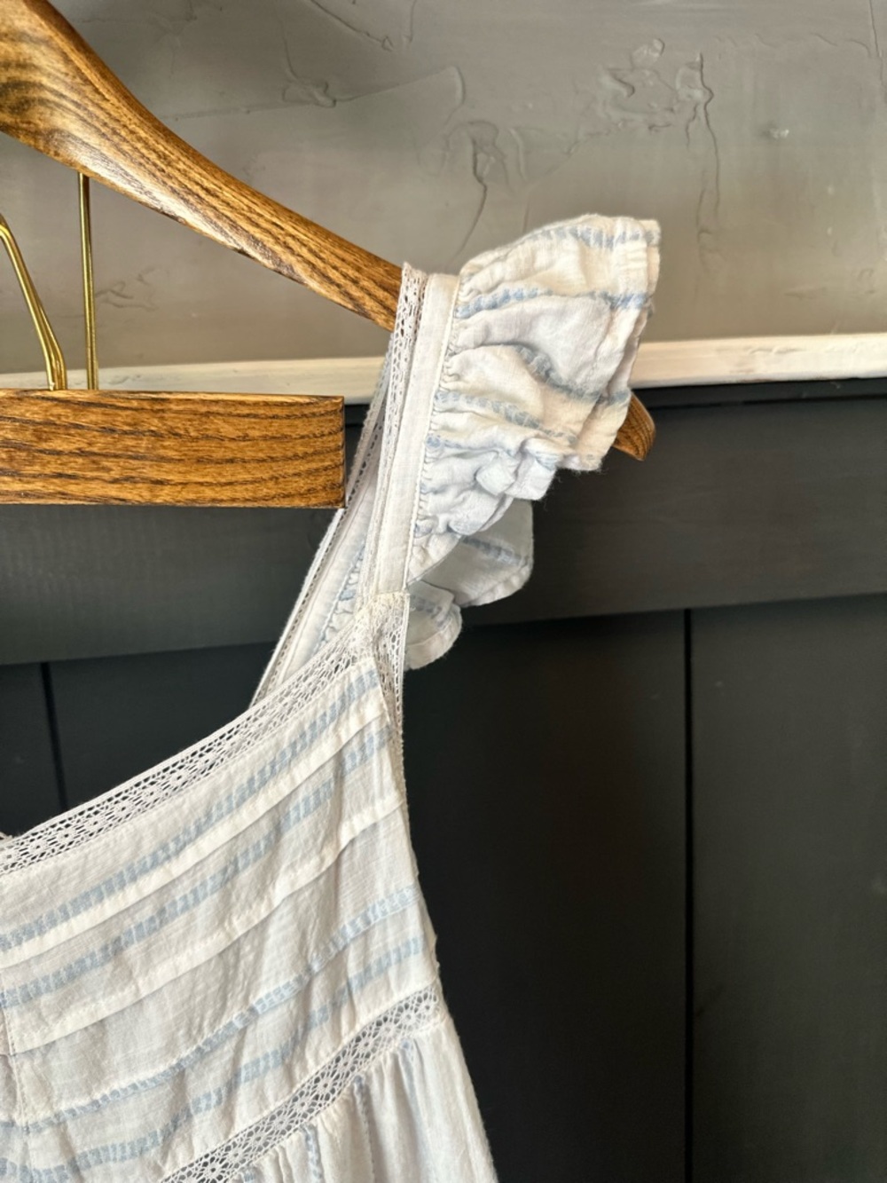 Shabby Chic White Ruffled Eyelet Sundress - Picture 5 of 13